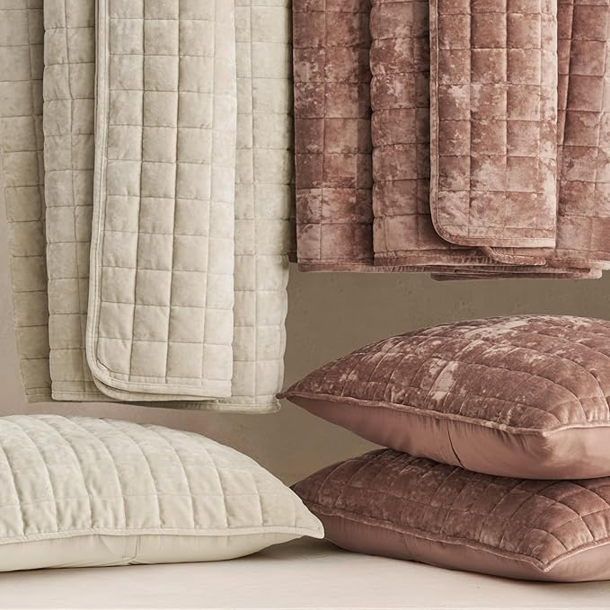 RECYCO Luxury Velvet Quilt Twin/Twin XL Size Bedding Set, Ultra Soft Velvet Comforter Set, Lightweight Quilted Channel Box Stitch Oversized Bedspread Coverlet for All Season, with 1 Sham, Beige