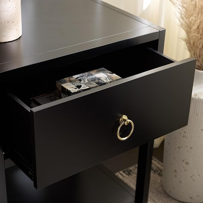 SAFAVIEH Home Collection - Yudi Black Nightstand, 1 Drawer 1 Shelf Bedside Table with Gold Metal Accent Pull, Fully Assembled (NST9201E)