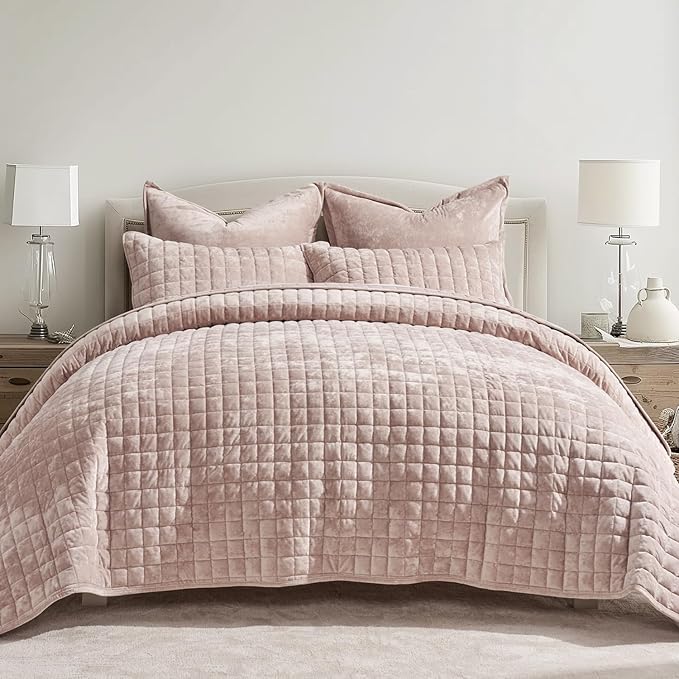 RECYCO Luxury Velvet Quilt Twin/Twin XL Size Bedding Set, Ultra Soft Velvet Comforter Set, Lightweight Quilted Channel Box Stitch Oversized Bedspread Coverlet for All Season, with 1 Sham, Rose Pink
