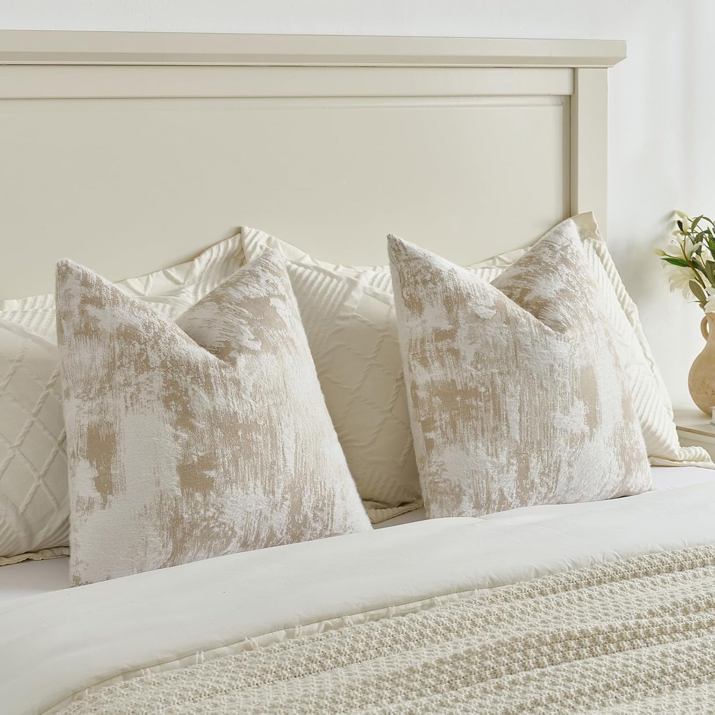 FUTEI Brown White Decorative Throw Pillow Covers 20x20 Inch Set of 2,Soft Faux Cashmere Jacquard - Textured & Cozy Cushion Case,Modern Home Decor for Couch Bed Living Room