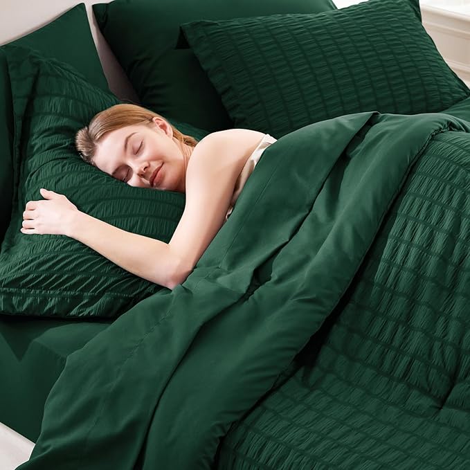 CozyLux Queen Comforter Set Emerald Green Seersucker 7 Pieces Bed in a Bag Queen Comforter Set with Sheets, Luxury Soft Bedding Set with Down Alternative Comforter, Sheets, Pillowcases & Shams