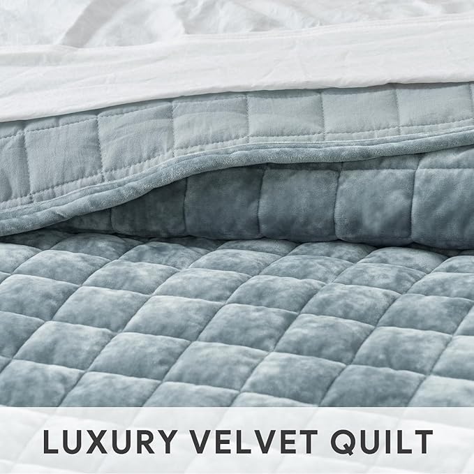 RECYCO Luxury Velvet Quilt Set Full Queen Size Bedding Sets, Ultra Soft Velvet Comforter Set, Lightweight Channel Box Stitch Oversized Bedspread Coverlet for All Season, with 2 Shams, Blue Linen