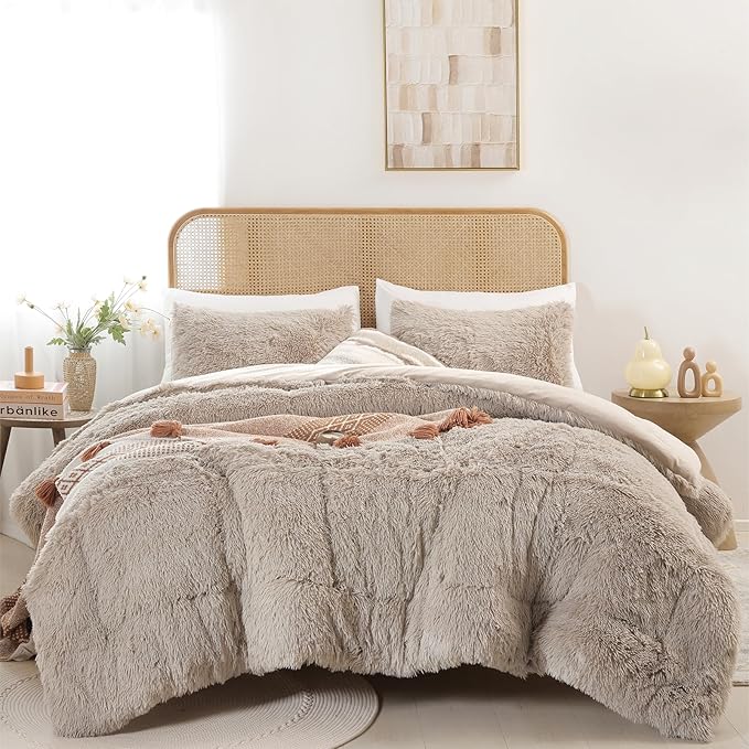 Smoofy Fluffy Full Size Comforter Set, Faux Fur Comforter Set, Luxury Fuzzy Bedding Set, Soft Shaggy Full Bed Set for All Season, 3 Pieces - 1 Comforter & 2 Pillowcases, Oatmeal