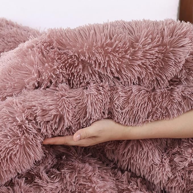 Smoofy Fluffy Full Size Comforter Set, Faux Fur Comforter Set, Luxury Fuzzy Bedding Set, Soft Shaggy Full Bed Set for All Season, 3 Pieces - 1 Comforter & 2 Pillowcases, Violet Pink