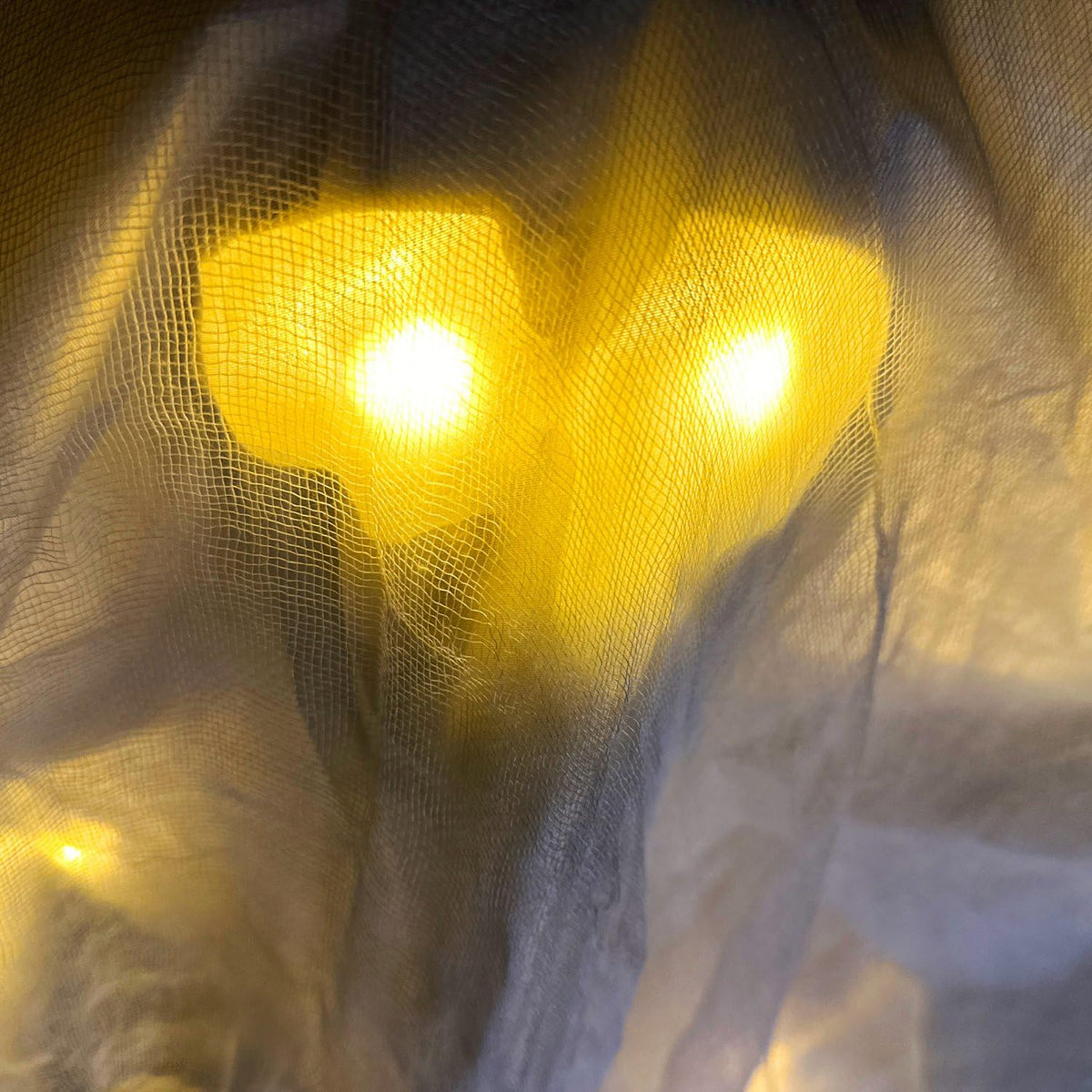 4.1 Ft. Light (4.2 ft Ghost with Tomb)