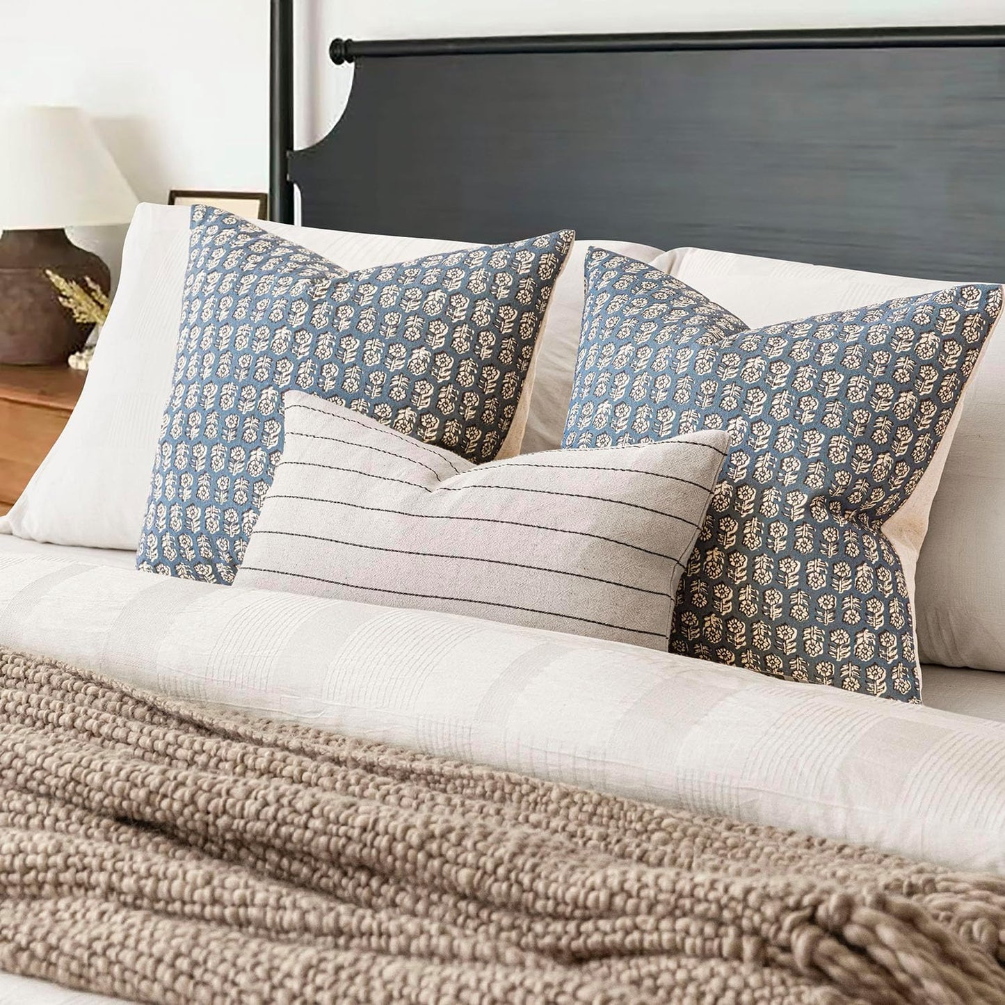 Foindtower Set of 2 Decorative Neutral Floral Print Throw Pillow Covers Vintage Accent Farmhouse Cushion Covers Boho Home Decor for Sofa Couch Chair Bedroom Living Room Outdoor,24×24 Inch,Dusty Blue