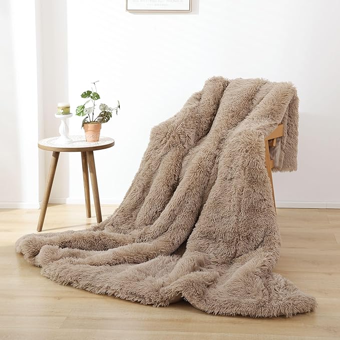 Smoofy Fluffy Twin Comforter Set, Faux Fur Comforter Set, Luxury Fuzzy Twin Bedding Set, Soft Shaggy Bed Set for All Season, 2 Pieces - 1 Comforter & 1 Pillowcase, Khaki