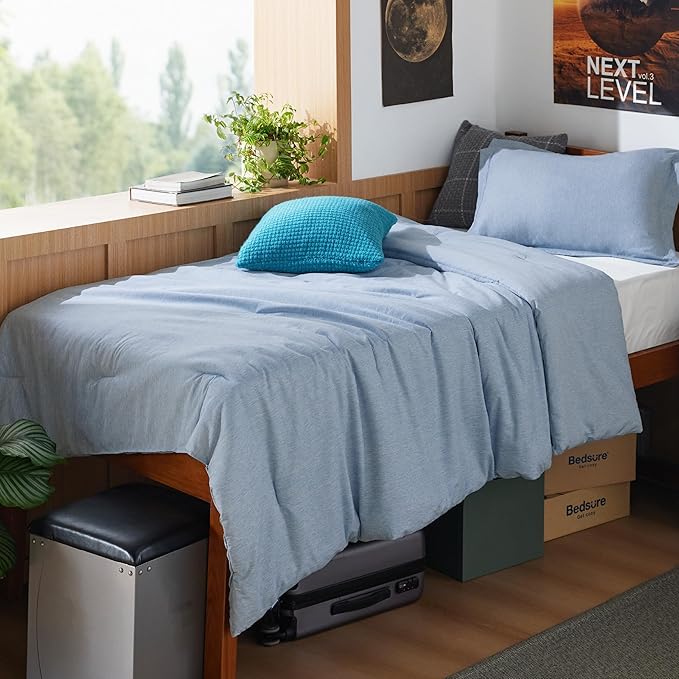 Bedsure Twin/Twin XL Comforter Set - Light Blue Soft Bedding for All Seasons, Cationic Dyed Bed Set, 2 Pieces, 1 Twin Size Comforter (68"x88") and 1 Pillow Sham (20"x26"+2")