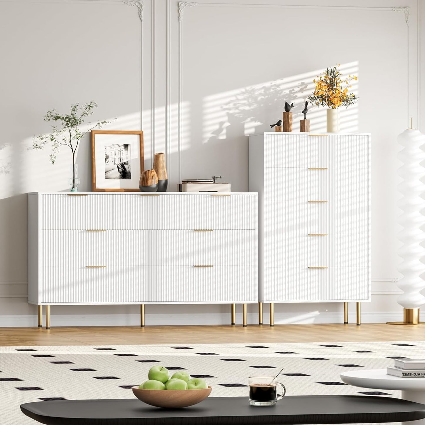 GarveeHome Fluted Wood 6 Drawers Dresser for Bedroom, Large Modern Chest of Drawers, White Dresser with Gold Handle, Wood Drawer Organizer for Bedroom, Living Room, Hallway, Entryway
