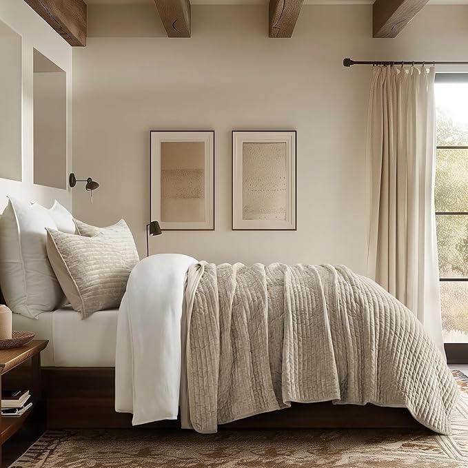 EVERGRACE Velvet Quilt Set Queen Size, Luxurious Soft Striped Channel Bedding Set, Lightweight Velvet Comforter for All Season, Oversized Bedspread Coverlet with 2 Matching Shams, Beige Taupe