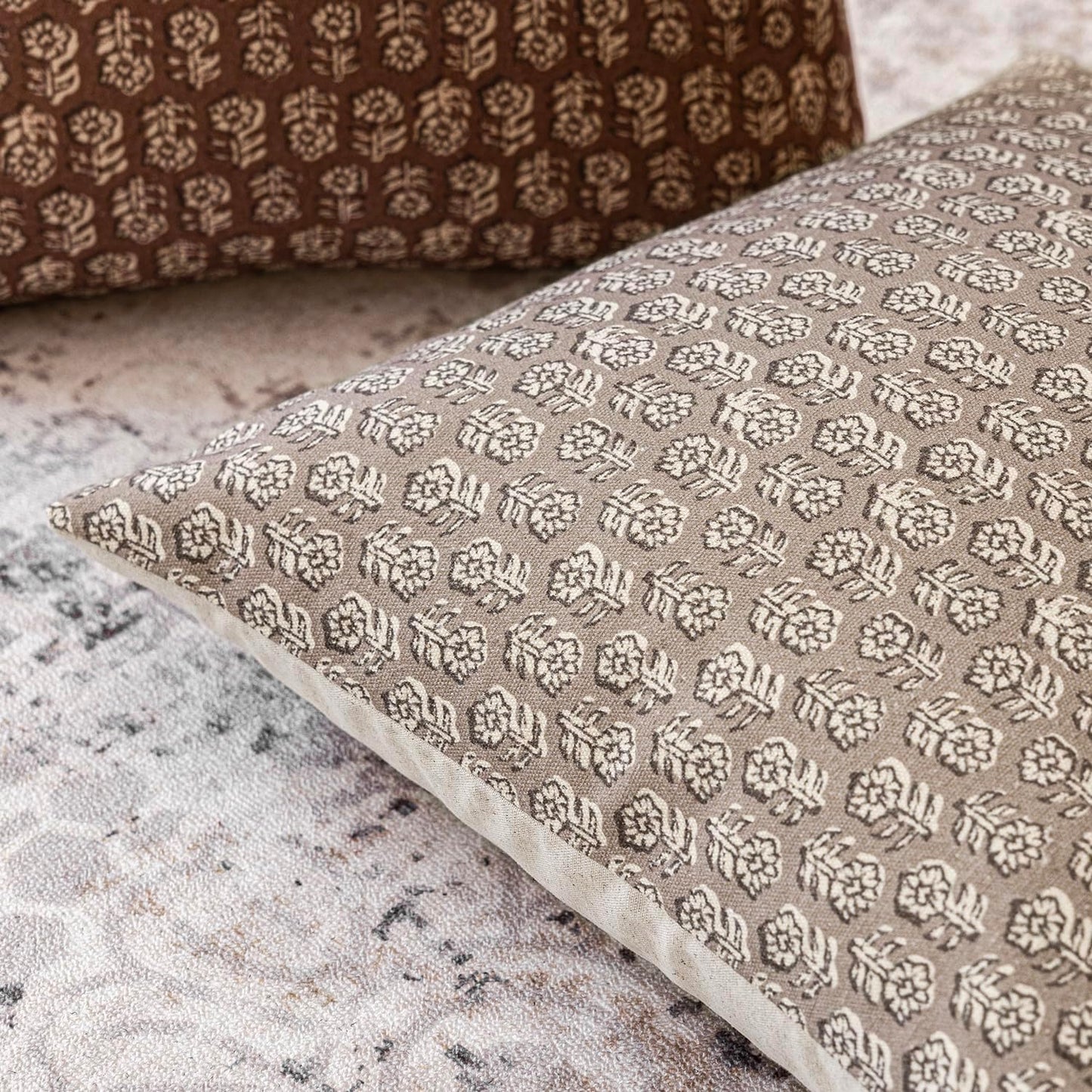 Foindtower Set of 2 Decorative Vintage Floral Print Throw Pillow Covers Neutral Modern Farmhouse Cushion Covers Boho Home Decor for Sofa Couch Chair Bedroom Living Room Outdoor,24×24 Inch,Tan Taupe