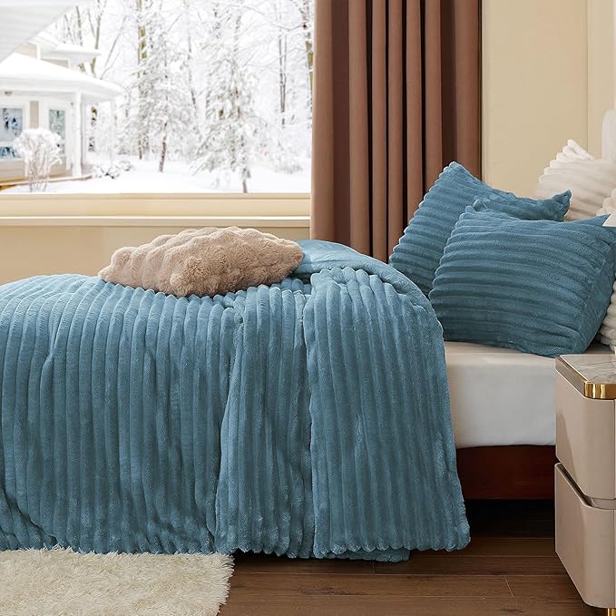 BEDELITE Fleece Queen Comforter Set -Super Soft & Warm Fluffy Blue Fog Bedding, Luxury Fuzzy Heavy Bed Set for Winter with 2 Pillow Cases