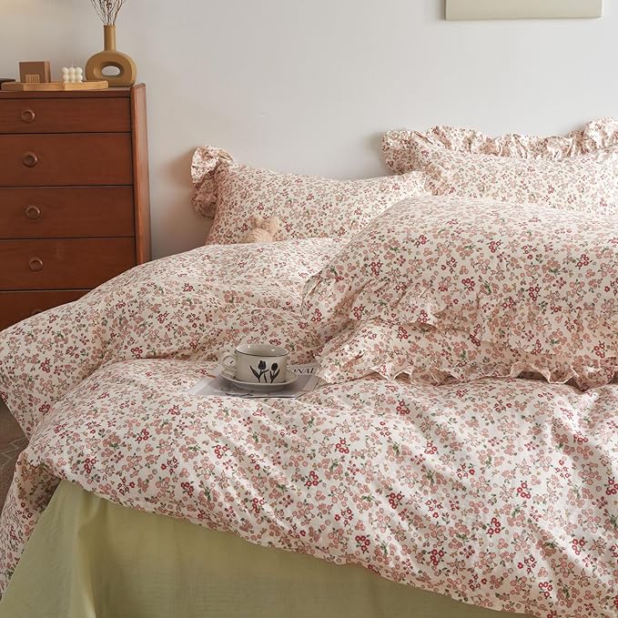 LifeTB Pink Ruffle Comforter Set Full Size Girls Floral Bedding Comforter Set Soft Comfy Cottagecore Flowers Bedding Set Vintage Botanical Floral Bed Comforter with 2 Pillowcases for All Season