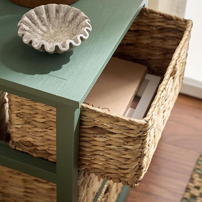 SAFAVIEH Home Collection – Halle Dusty Green 3-Drawer Basket Storage Side Table, Coastal Accent Design, Fully Assembled (AMH5738J)