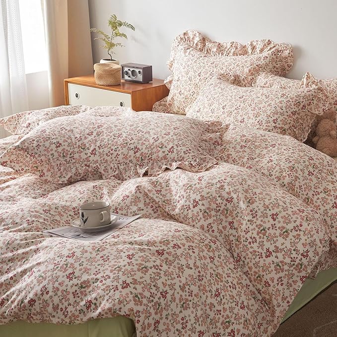LifeTB Pink Ruffle Comforter Set Full Size Girls Floral Bedding Comforter Set Soft Comfy Cottagecore Flowers Bedding Set Vintage Botanical Floral Bed Comforter with 2 Pillowcases for All Season