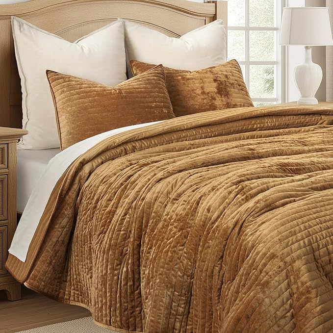 EVERGRACE Velvet Quilt Set King Size, Luxurious Soft Striped Channel Bedding Set, Lightweight Velvet Comforter for All Season, Oversized Bedspread Coverlet with 2 Matching Shams, Gold Yellow