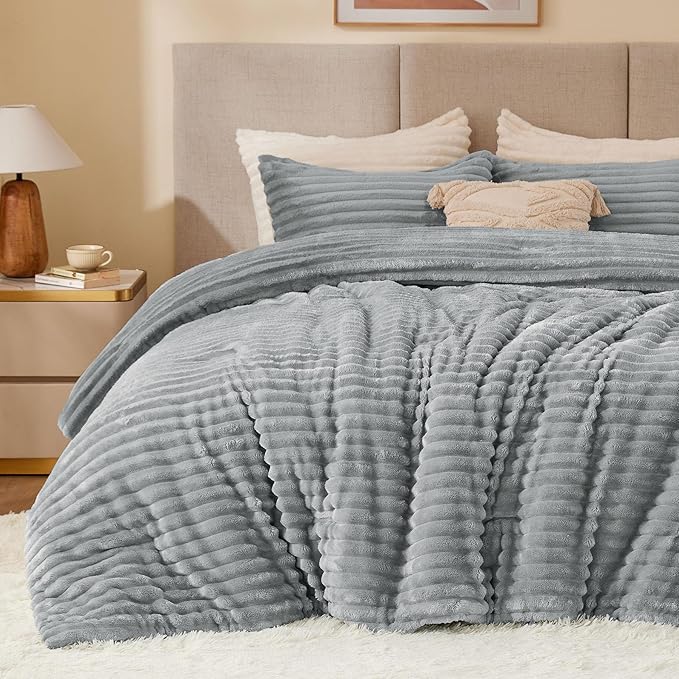BEDELITE Fleece Twin Comforter Set -Super Soft & Warm Fluffy Light Grey Bedding, Luxury Fuzzy Heavy Bed Set for Winter with 1 Pillow case
