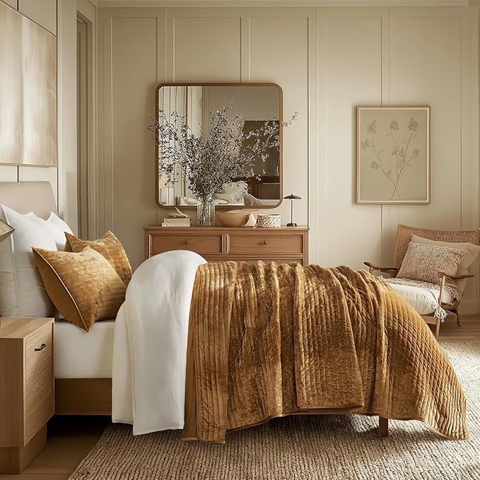 EVERGRACE Velvet Quilt Set Queen Size, Luxurious Soft Striped Channel Bedding Set, Lightweight Velvet Comforter for All Season, Oversized Bedspread Coverlet with 2 Matching Shams, Gold Yellow