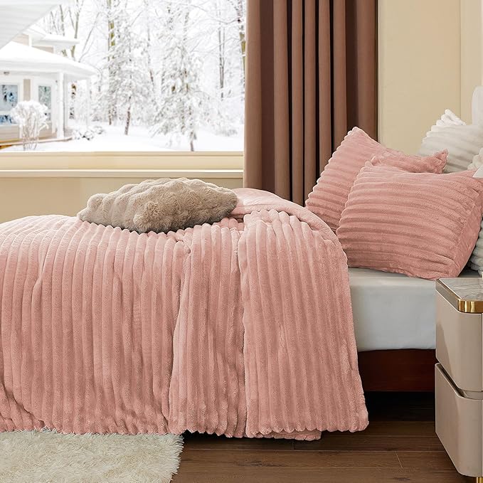 BEDELITE Fleece Oversized Queen Comforter Set -Super Soft & Warm Fluffy Dusty Pink Bedding, Luxury Fuzzy Heavy Bed Set for Winter with 2 Pillow Cases