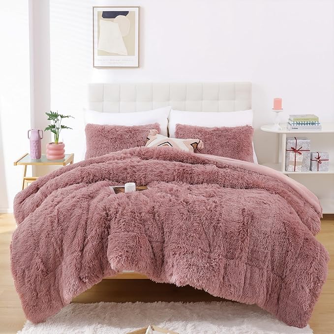 Smoofy Fluffy King Size Comforter Set, Faux Fur Comforter Set, Luxury Fuzzy King Bedding Set, Soft Shaggy Bed Set for All Season, 3 Pieces - 1 Comforter & 2 Pillowcases, Violet Pink