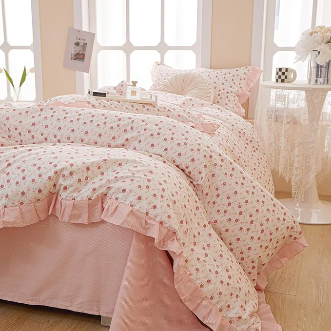 Queen Comforter Set Chic Floral Ruffle Comforter Pink Flower Bedding Comforter Set for All Seasons Fluffy Soft Girls Cottagecore Bedding Set Vintage Botanical Flowers Comforter with 2 Pillowcases
