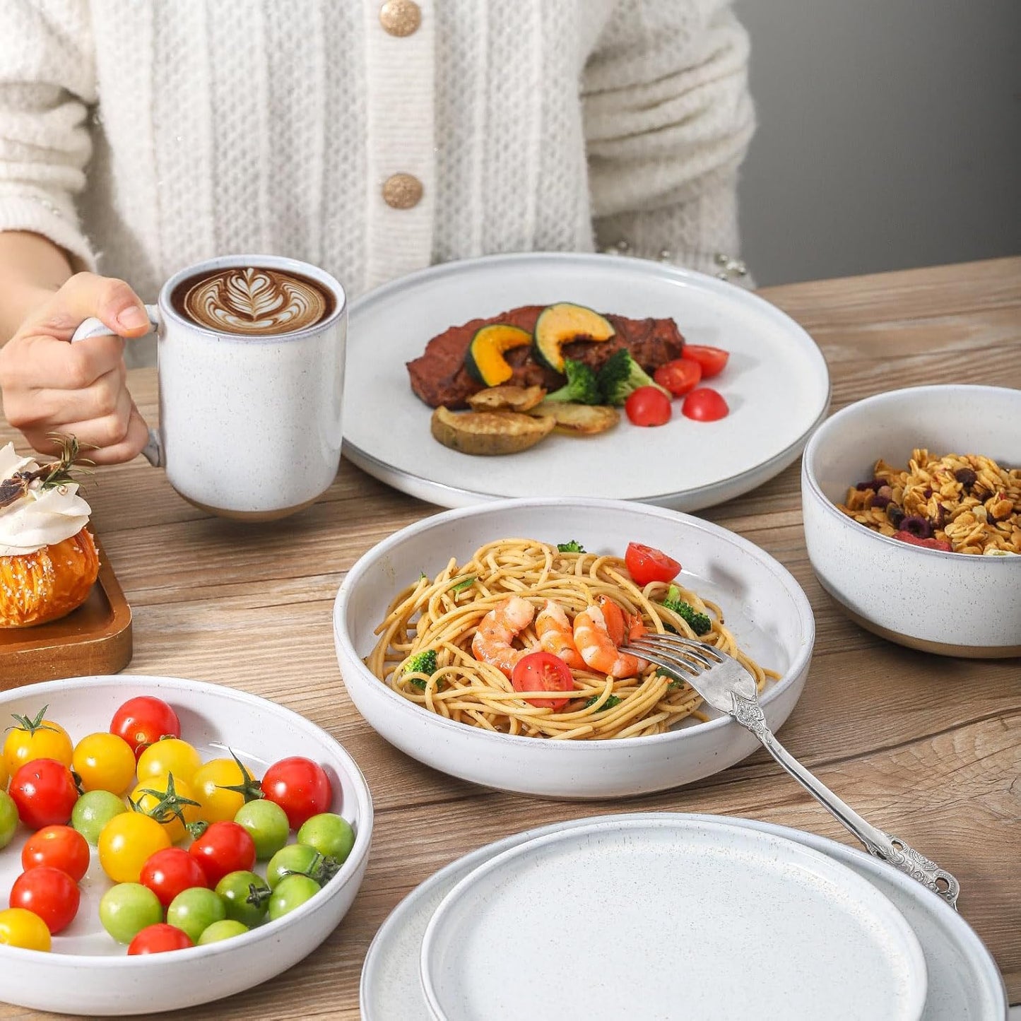 Pasta Bowls 26 OZ,Ceramic Salad Serving Bowls Set of 4,Large 8.2 inch Shallow Bowls Plates for Soup,Fruit,Noodle,Dinner,Dishwasher & Microwave Safe,White
