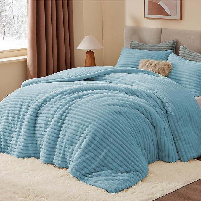 BEDELITE Fleece King Comforter Set -Super Soft & Warm Fluffy Light Blue Bedding, Luxury Fuzzy Heavy Bed Set for Winter with 2 Pillow Cases