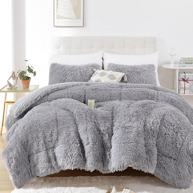 Smoofy Fluffy Full Size Comforter Set, Faux Fur Comforter Set, Luxury Fuzzy Bedding Set, Soft Shaggy Full Bed Set for All Season, 3 Pieces - 1 Comforter & 2 Pillowcases, Grey