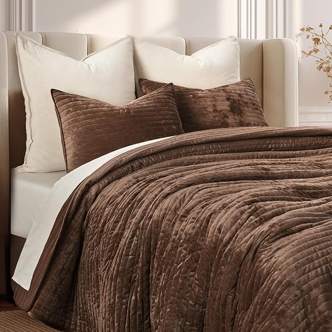 EVERGRACE Velvet Quilt Set Queen Size, Luxurious Soft Striped Channel Bedding Set, Lightweight Velvet Comforter for All Season, Oversized Bedspread Coverlet with 2 Matching Shams, Rust Brown