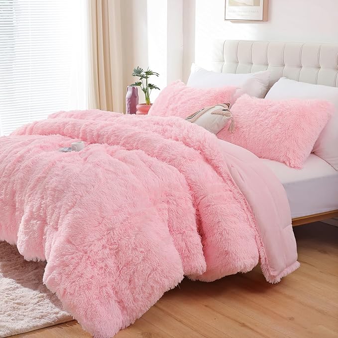 Smoofy Fluffy King Size Comforter Set, Faux Fur Pink Comforter Set, Luxury Fuzzy King Bedding Set, Soft Shaggy Bed Set for All Season, 3 Pieces - 1 Comforter & 2 Pillowcases,