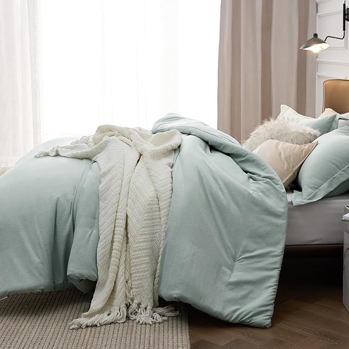 Bedsure Oversized King Comforter Set - Sage Green Soft Bedding for All Seasons, Cationic Dyed Bed Set, 3 Pieces, 1 Oversized King Size Comforter (120"x98") and 2 Pillow Shams (20"x36"+2")