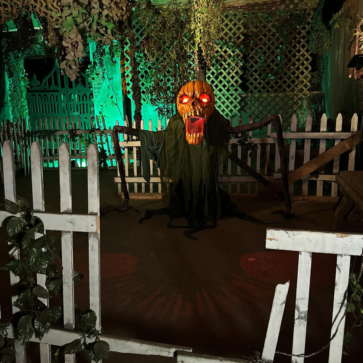 4.5 Ft. Groundbreaking Jack Animatronic by Tekky