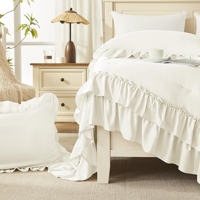Andency Ivory Comforter Set Queen Size, Lightweight Fluffy Farmhouse Ruffle Bedding Set, Soft Microfiber All Season Shabby Chic Bed Comforter Set 3 Pieces(1 Comforter 2 Pillowcases)
