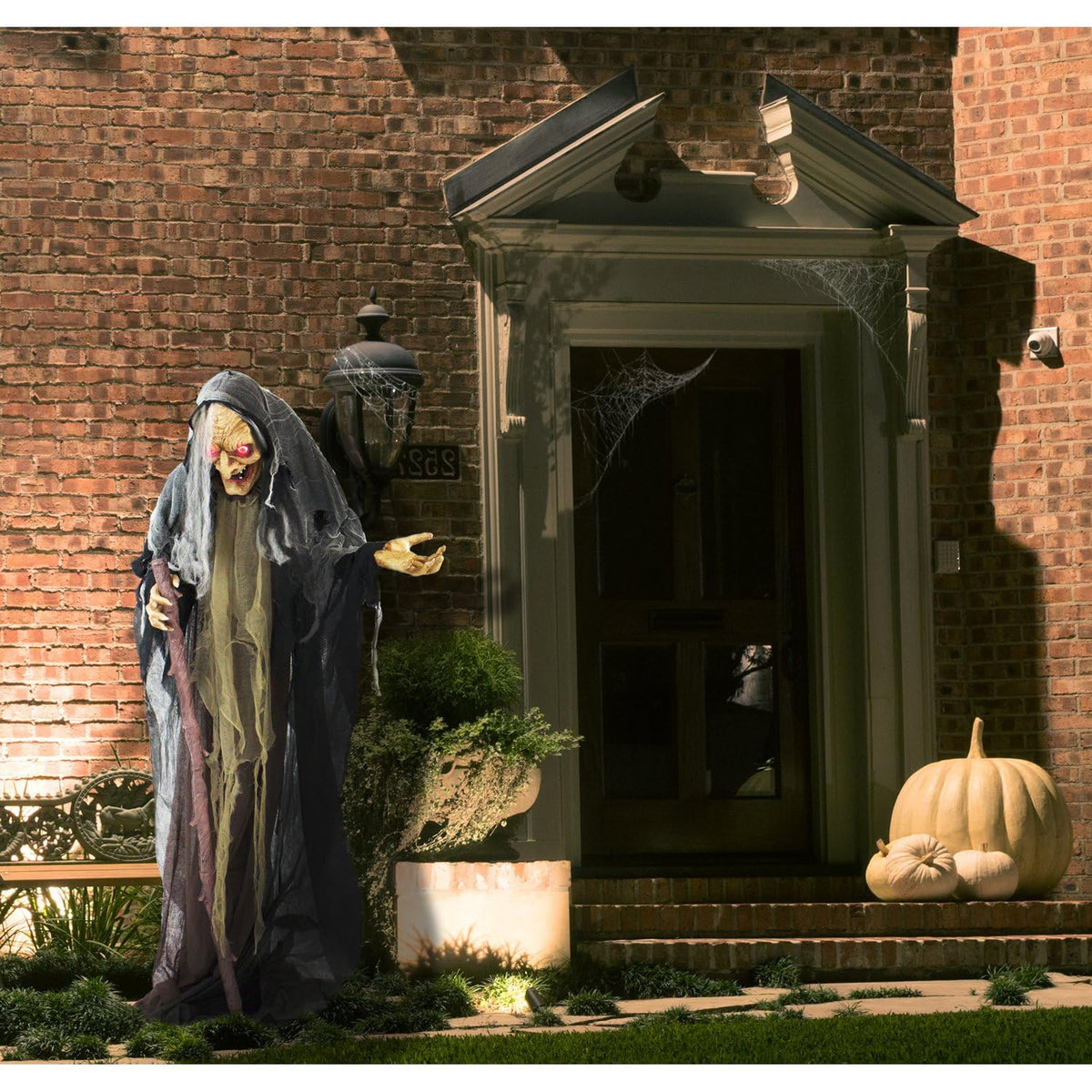 Life Size Scary Poseable Talking Witch (Gothic, Halloween-themed)