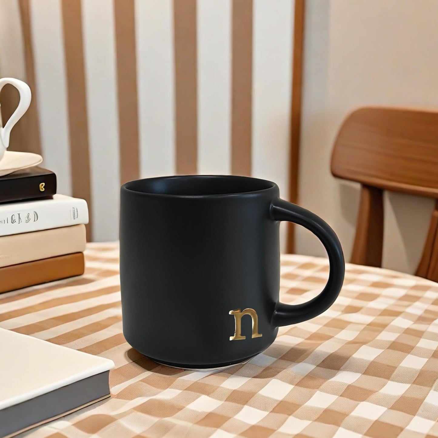 COLLECTIVE HOME - Black Monogram Ceramic Mugs, 15 oz Golden Initial Coffee Cups, Elegant Alphabet Tea Mugs, Personalized Halloween Mug with Gift Box, Perfect for Office and Home Décor (n)