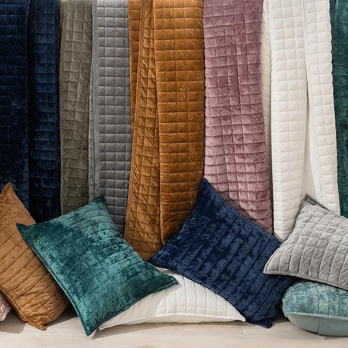RECYCO Luxury Velvet Quilt Set Full Queen Size, Lightweight Velvet Comforter Set, Oversized Bedspread Coverlet Quilted Bedding Set, with 2 Matching Pillow Shams, for All Season, Gray