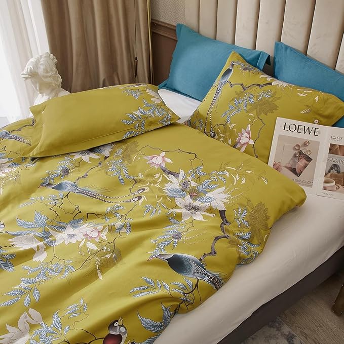 Vintage Style Flower Bird Comforter Set Queen Fluffy Soft Vibrant Color Floral Comforter Set Garden Style Bird Flower Botanical Comforter with 2 Pillowcases Queen Size Bed Comforter for All Seasons