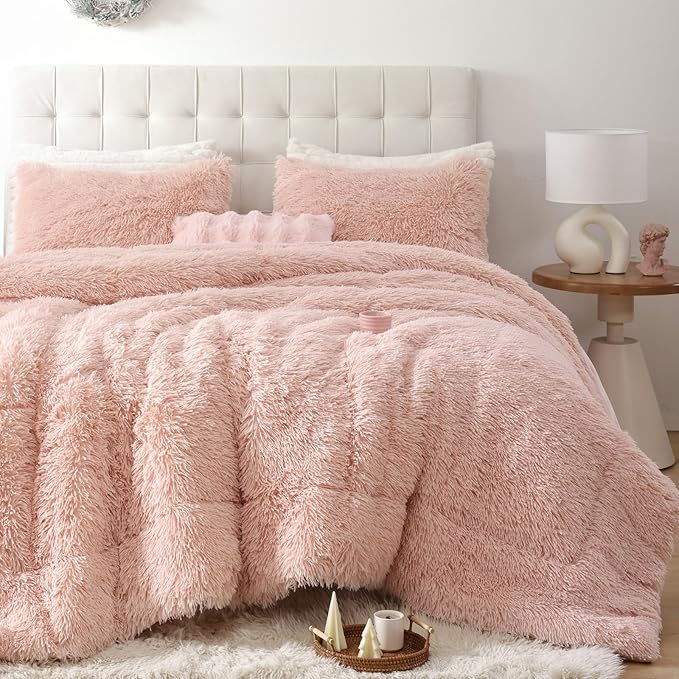 Smoofy Fluffy King Size Comforter Set, Faux Fur Pink Comforter Set, Luxury Fuzzy King Bedding Set, Soft Shaggy Bed Set for All Season, 3 Pieces - 1 Comforter & 2 Pillowcases, Blush