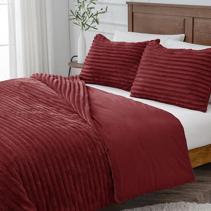 BEDELITE Fleece King Comforter Set -Super Soft & Warm Fluffy Burgundy Bedding, Luxury Fuzzy Heavy Bed Set for Winter with 2 Pillow Cases