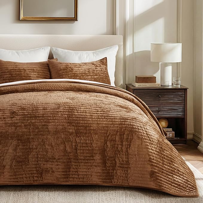 EVERGRACE Velvet Quilt Set Queen Size, Luxurious Soft Striped Channel Bedding Set, Lightweight Velvet Comforter for All Season, Oversized Bedspread Coverlet with 2 Matching Shams, Dark Brown