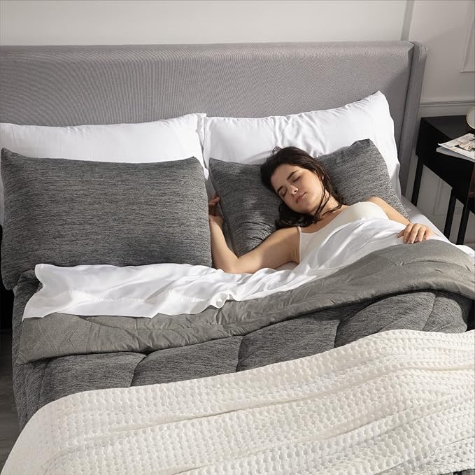 Bedsure King Comforter Set - Cooling and Warm Bed Set, Dark Grey Reversible Bedding for All Season, 3 Pieces, 1 King Size Comforter (102"x90") and 2 Pillow Cases (20"x36")