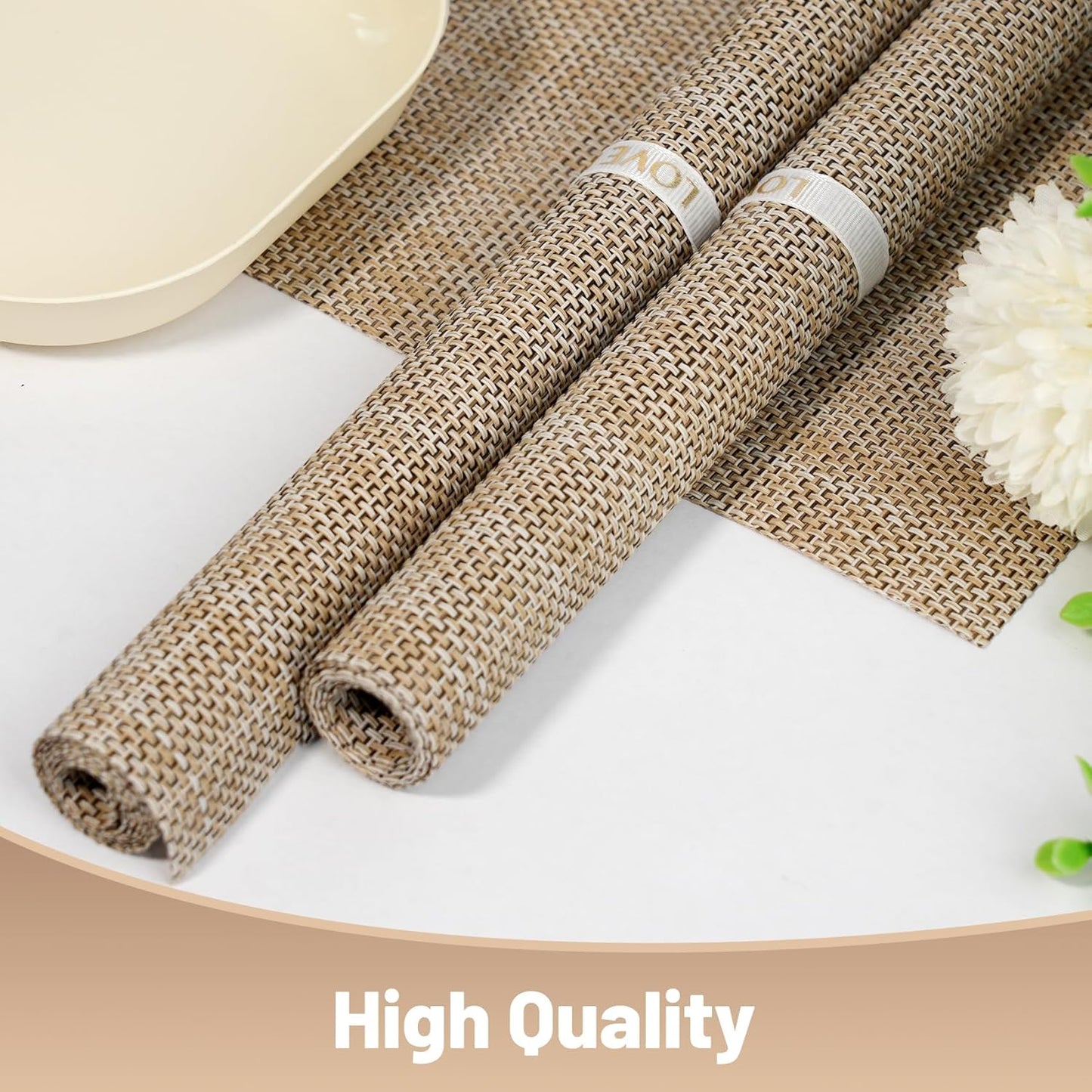 Placemats Set of 8，Non-Slip PVC Weave Table Mats Easy to Clean，Heat Resistant Place Mats for Kitchen Dining Table Decoration Indoor Outdoor，Beige