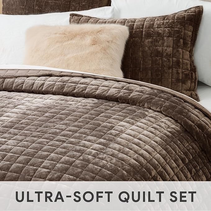 RECYCO Luxury Velvet Quilt Set, California King 118'' x 106'' Oversized Bedspread, Ultra Soft Velvet Comforter, Lightweight Box Stitch Bedding Sets for All Season, with 2 Shams, Walnut Brown