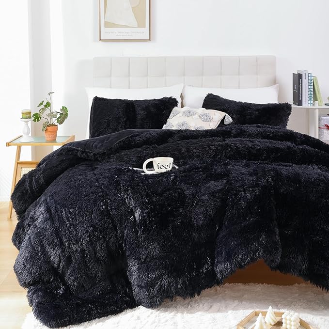 Smoofy Fluffy Queen Comforter Set, Faux Fur Black Comforter Set Queen Size, Luxury Fuzzy Bedding Set, Soft Shaggy Bed Set for All Season, 3 Pieces - 1 Comforter & 2 Pillowcases