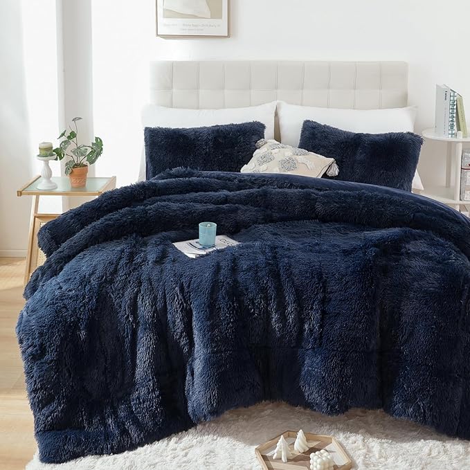 Smoofy Fluffy King Size Comforter Set, Faux Fur Comforter Set, Luxury Fuzzy King Bedding Set, Soft Shaggy Bed Set for All Season, 3 Pieces - 1 Comforter & 2 Pillowcases, Navy