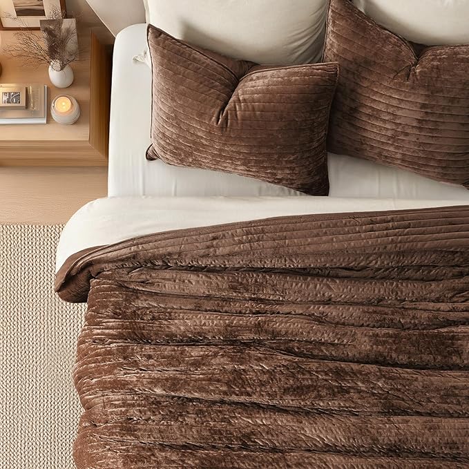 EVERGRACE Velvet Quilt Set Queen Size, Luxurious Soft Striped Channel Bedding Set, Lightweight Velvet Comforter for All Season, Oversized Bedspread Coverlet with 2 Matching Shams, Rust Brown