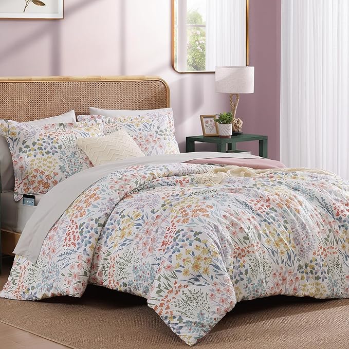 CASAAGUSTO King Comforter Set, 7 PCS Pinkish Floral Comforter Set with Flowers Leaves Pattern, Soft Seersucker Design All Season King Size Bedding Set(102"X90")