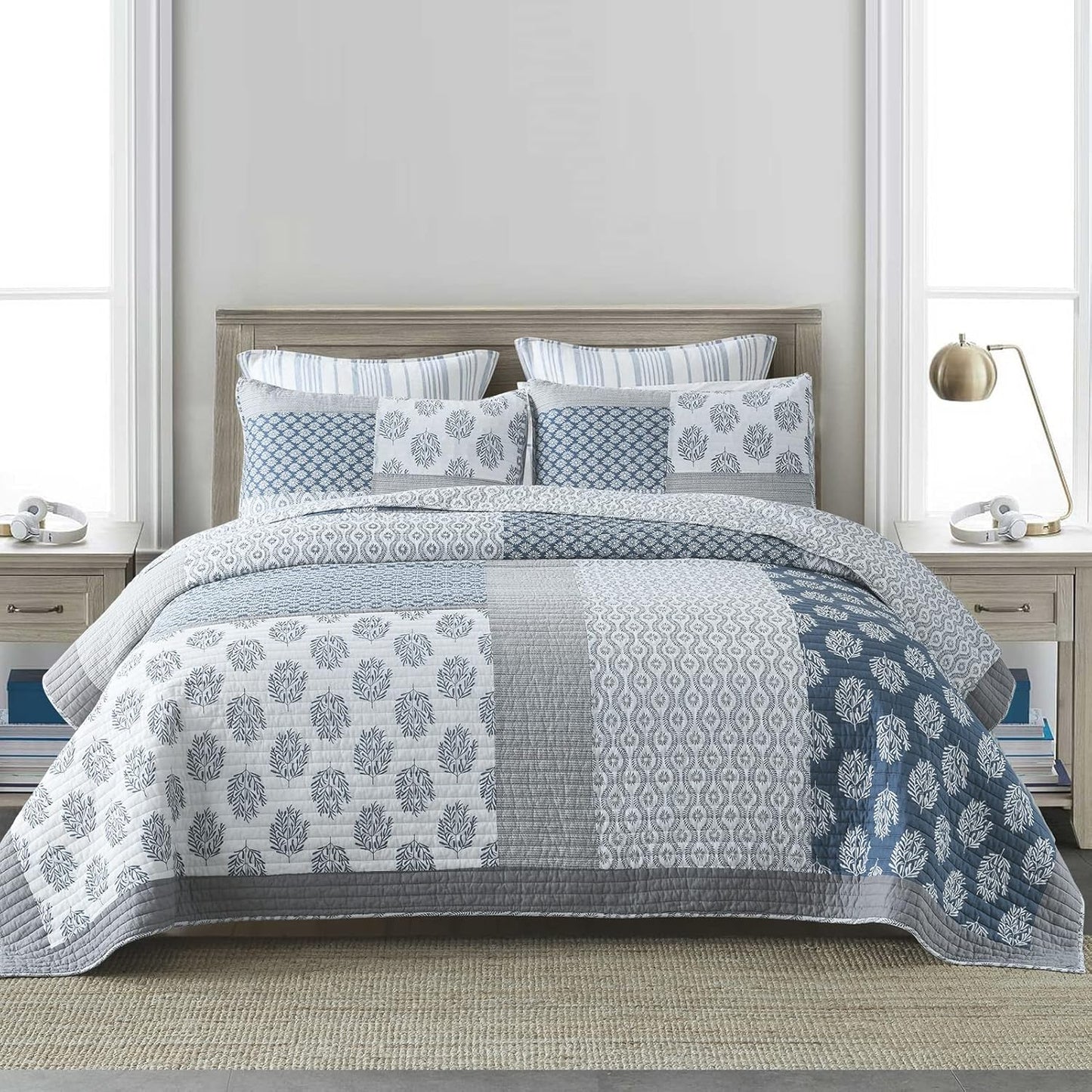 PANGUSHAN Quilt Set Queen Size, 100% Cotton Bedspread Quilt Bedding Set, Patchwork Reversible Floral Quilt for Queen Bed, Blue/Grey/White Bed Spread, Lightweight Comforter for All Season, 3 Pieces