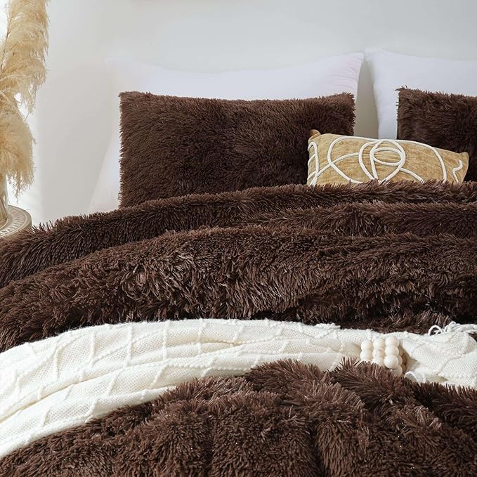 Smoofy Fluffy Full Size Comforter Set, Faux Fur Comforter Set, Luxury Fuzzy Bedding Set, Soft Shaggy Full Bed Set for All Season, 3 Pieces - 1 Comforter & 2 Pillowcases, Coffee
