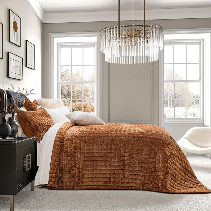 RECYCO Luxury Velvet Quilt Set Full Queen Size Bedding Sets, Ultra Soft Velvet Comforter Set, Lightweight Oversized Bedspread Quilted Coverlet for All Season, with 2 Pillow Shams, Rusty Burnt Orange